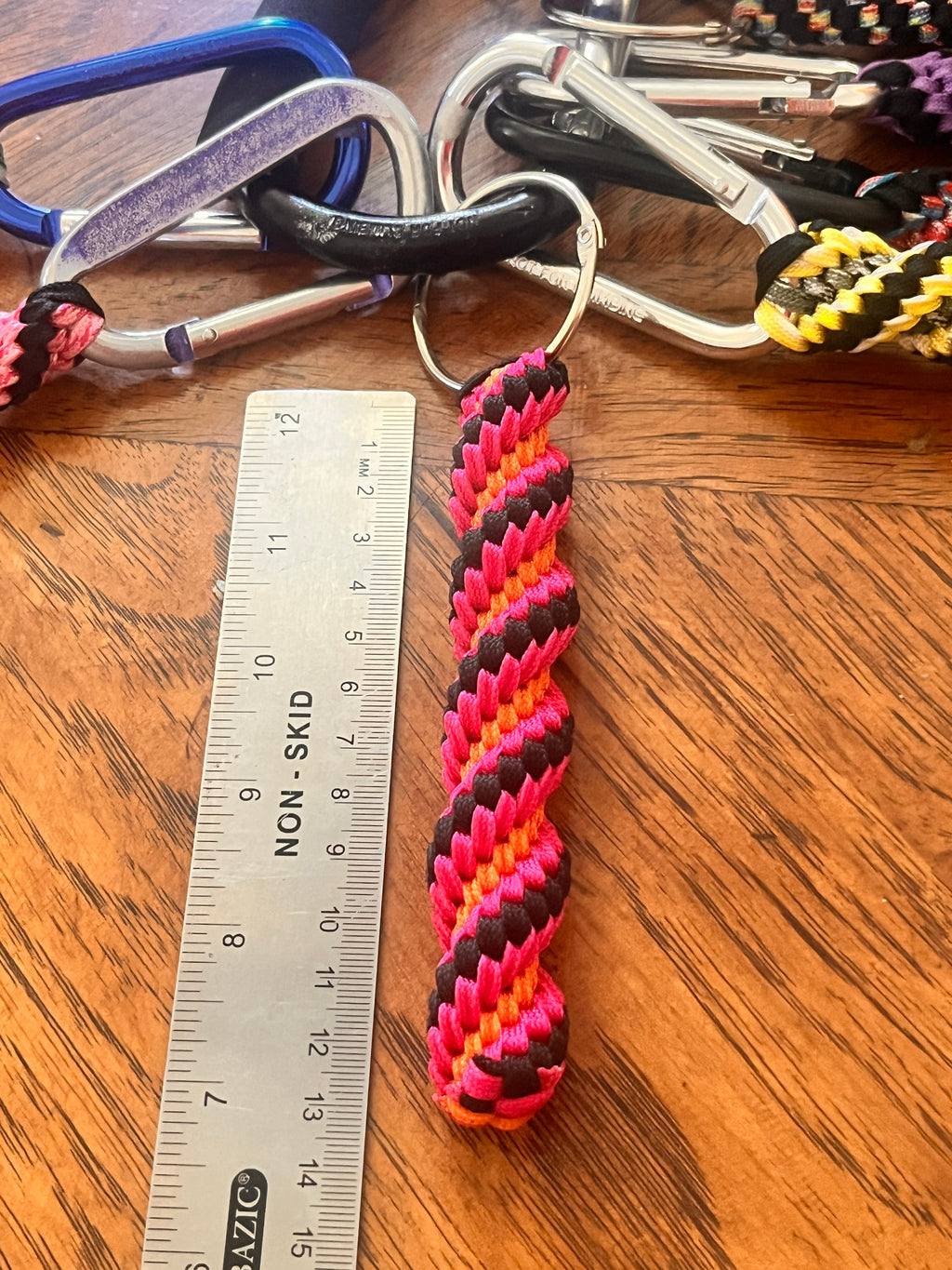 5"(13cm) 4-string Artisan Handwoven Helix Spiral Paracord Collectible Keychain – Black, Pink and Orange