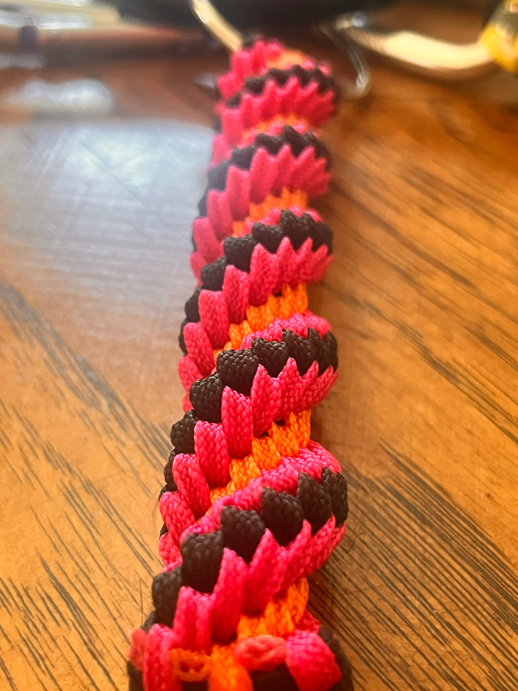 5"(13cm) 4-string Artisan Handwoven Helix Spiral Paracord Collectible Keychain – Black, Pink and Orange