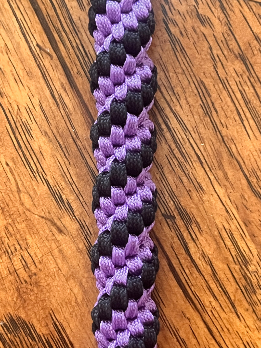 5"(13cm) 3-strings Artisan Handwoven Helix Spiral Paracord Collectible Keychain – Black & Purple