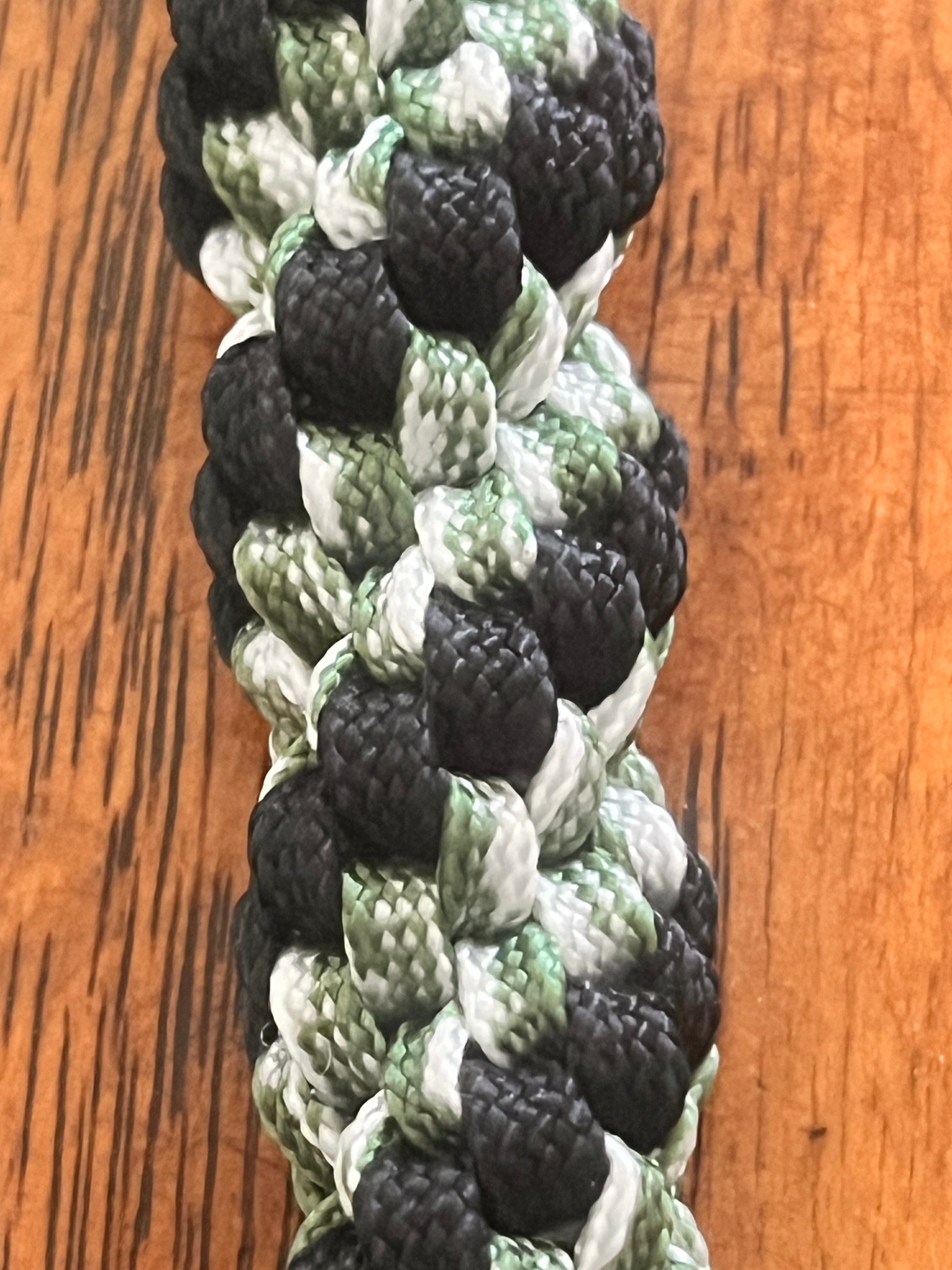 5"(13cm) 3-string Artisan Handwoven Helix Spiral Paracord Collectible Keychain – Black & Green with White accents